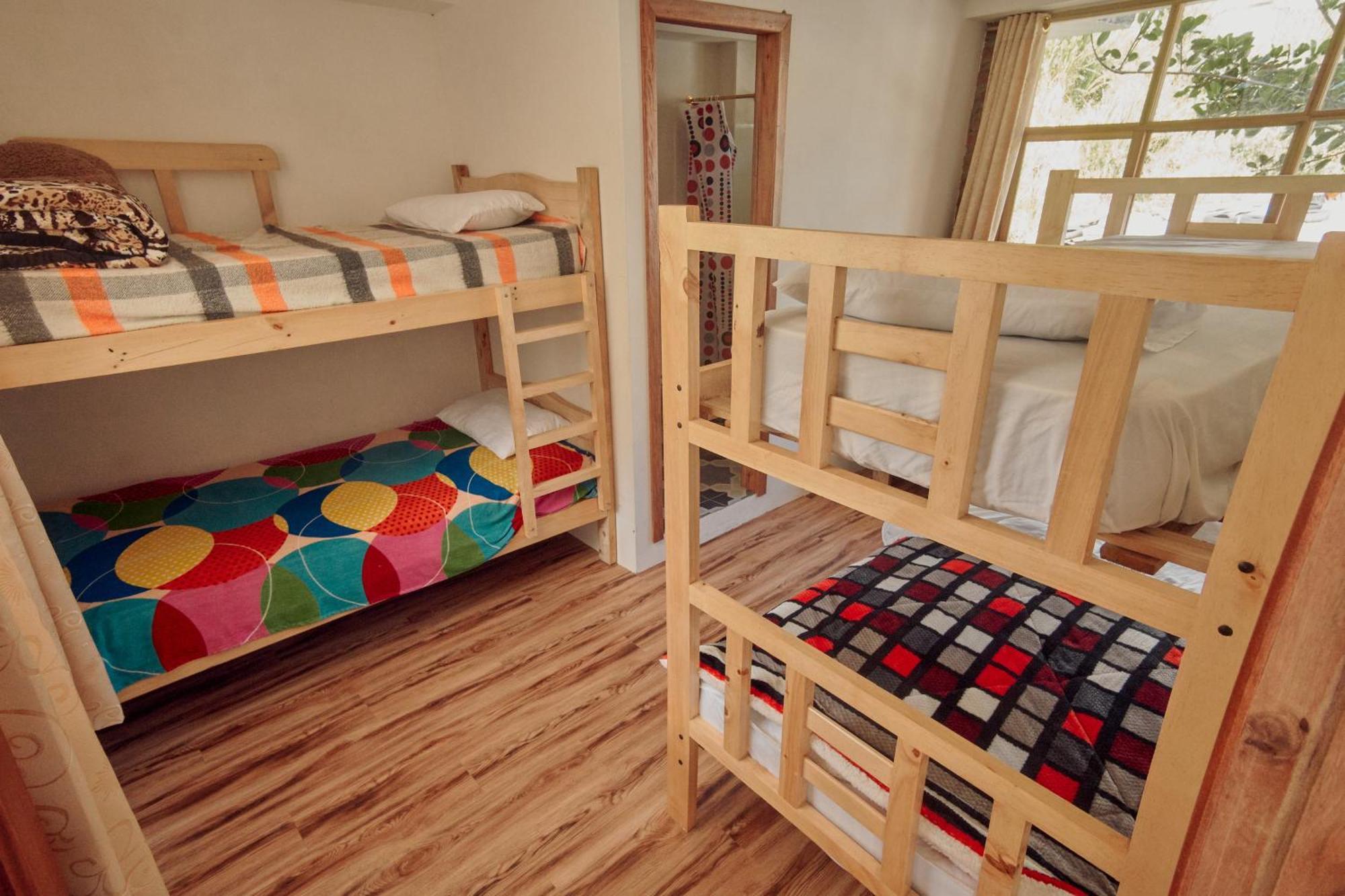Backpackers-Balcones-River-Lodge Баньос Экстерьер фото
